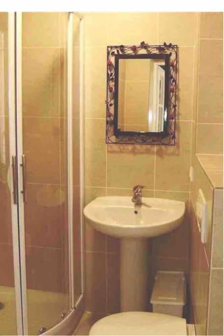 Apartment A8 - 2 Bdr Duplex Remparts Heart Of Old
